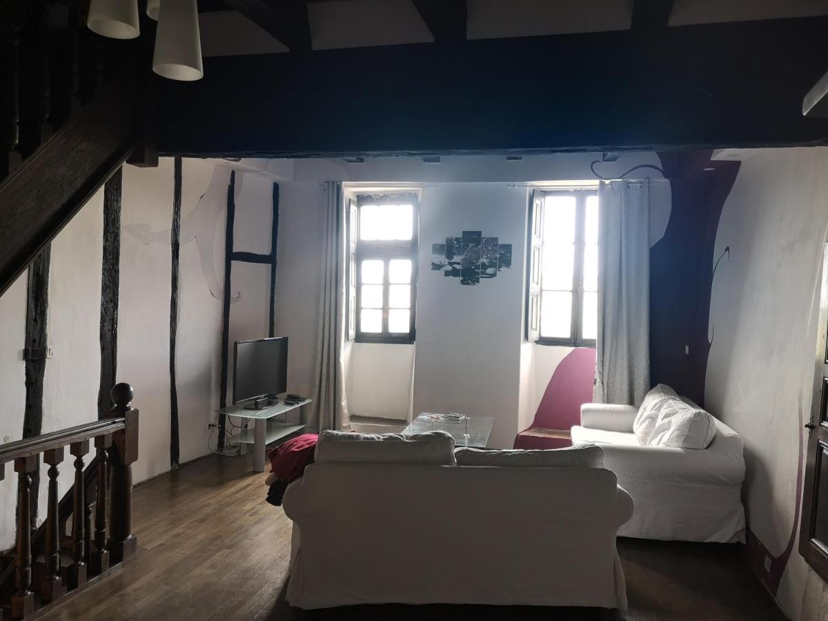 Maison Atypique A Cordes-Sur-Ciel 2 Chambres Ngoại thất bức ảnh